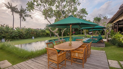 Villa Surya Damai Dining area