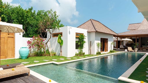 Villa Surya Tanah Schwimmbad