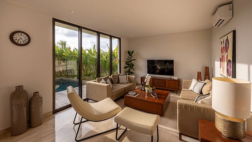 Villa Svarga Pabean Living room