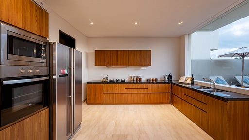 Villa Svarga Pabean Kitchen