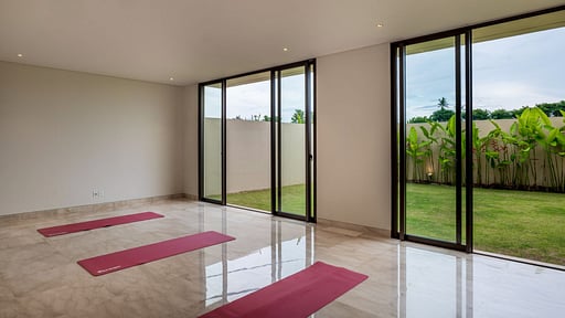 Villa Svarga Pabean Yoga pictures
