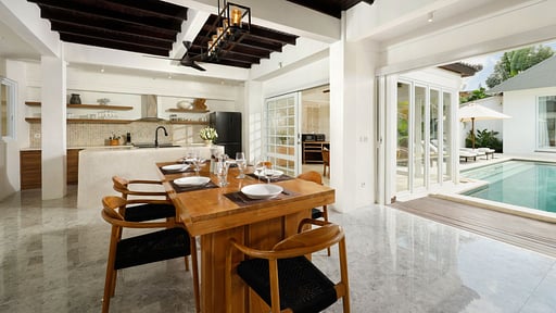 Villa Swarna Salle à manger