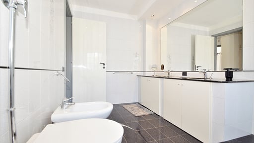 Villa Sweet Dream Bedroom 1