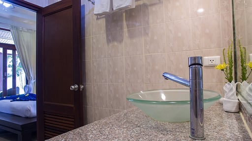 Villa Swiss Garden Bedroom 1