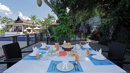 Villa Talaefun Dining area