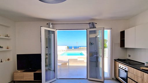 Villa Taliala Kitchen 1