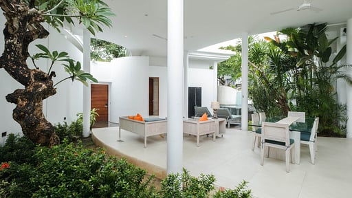 Villa Taman Mesari Dua Dining area