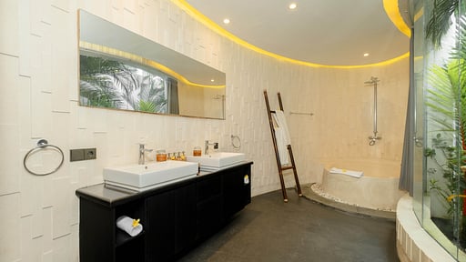 Villa Taman Mesari Tiga Bedroom 1