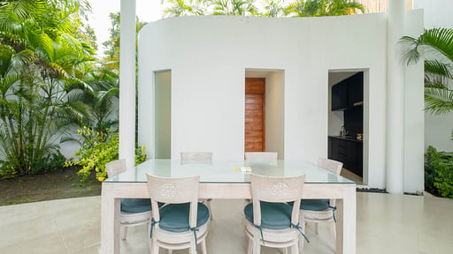Villa Taman Mesari Tiga Dining area