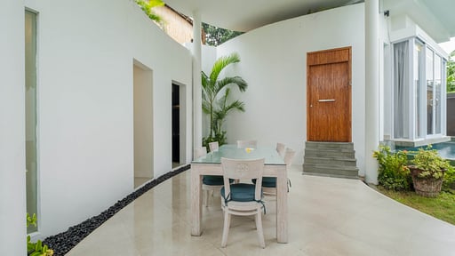 Villa Taman Mesari Tiga Dining area