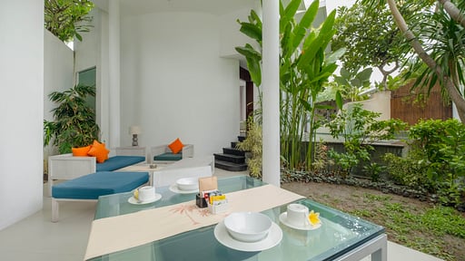 Villa Taman Mesari Satu Dining area
