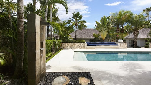 Villa Tamarama Swimming pool 2