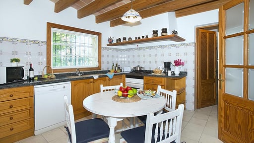 Villa Tancotes Kitchen