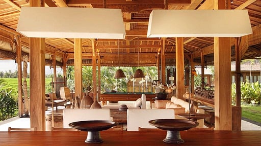 Villa Tangguntiti Dining area