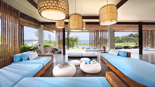 Villa Tantangan Living room