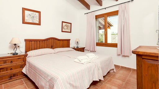 Villa Tatoli Slaapkamer 2