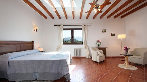 Villa Taupe 3 Bedroom 4