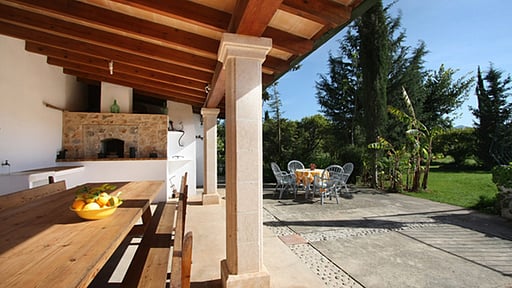 Villa Taupe 3 Dining area