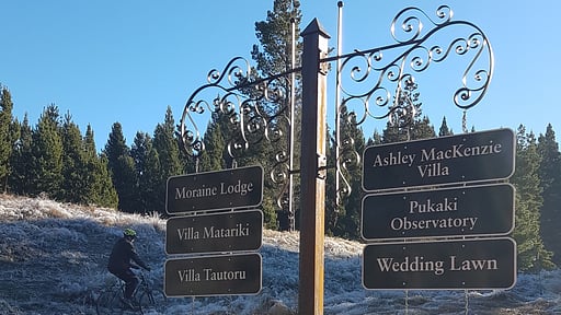 Villa Tautoru Surroundings