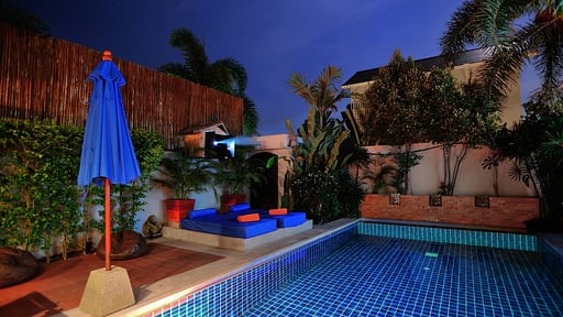 Villa Tawan Swimming pool