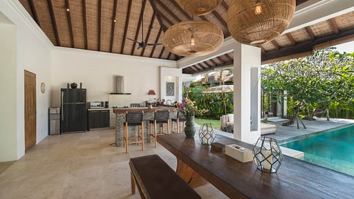 Villa Tempat Damai Dining area