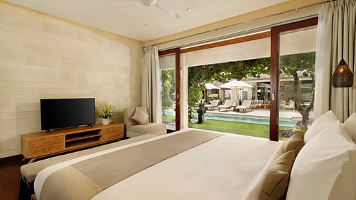 Villa Tenang Bedroom 1