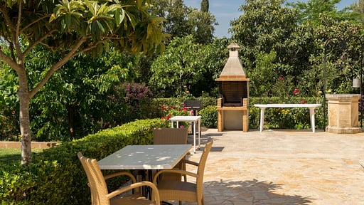 Estern BBQ equipment