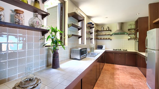 Villa Thai Teak Cuisine