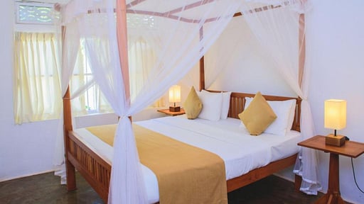 Villa Thalpe Walawwa Bedroom 1