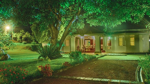 Villa Thalpe Walawwa Garden