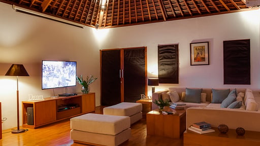 Villa The Beji Living room 2