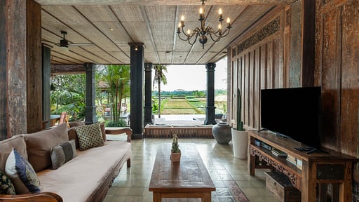 The Joglo at Umah Sunset Living room