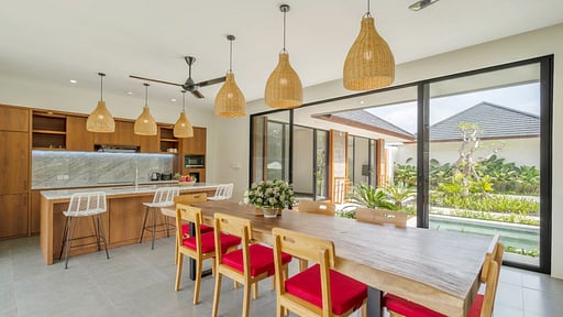 Villa The Kayu Dining area