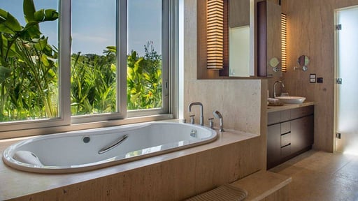 Villa The Luxe Bedroom 2