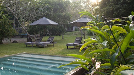 Villa The Petals Swimming pool