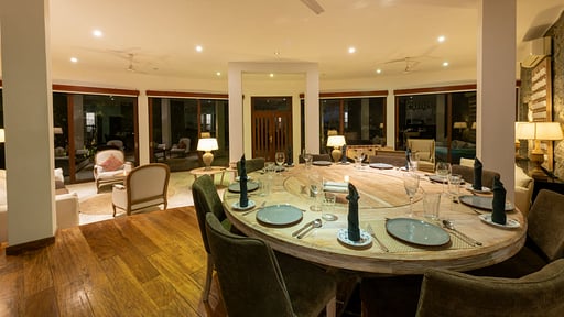 Villa Thuya Dining area