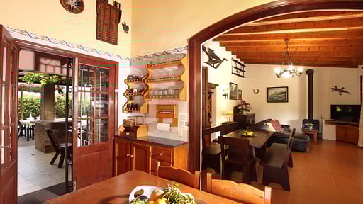 Villa Tia Kitchen 2