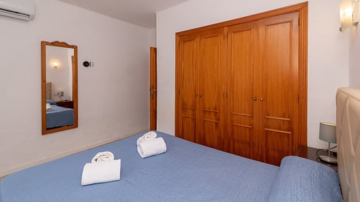 Villa Tienda Bedroom 1