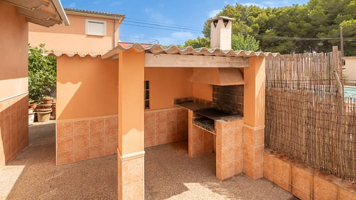 Villa Tienda BBQ equipment