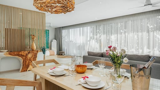Villa Tierra Dining area