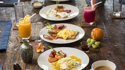 Villa Tiga Puluh Zona de comedor