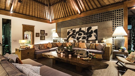 Villa Tiga Puluh Salón