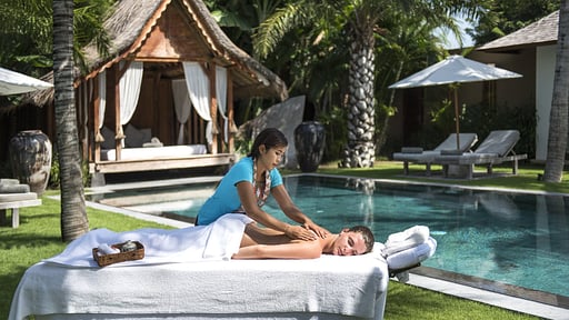 Villa Tiga Puluh Spa