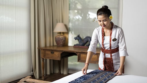 Villa Tiga Puluh Personal de la Villa