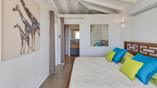 Villa Tintamarre Bedroom 1