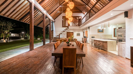 Villa Tirtadari Dining area