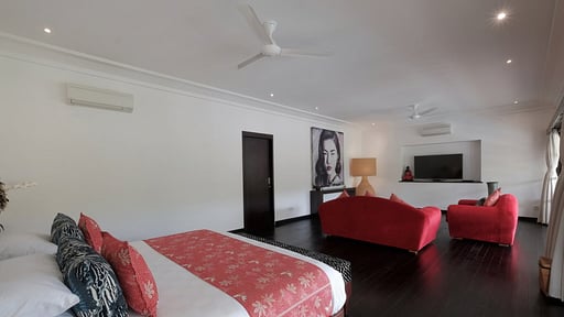 Villa Tjitrap Bedroom 4