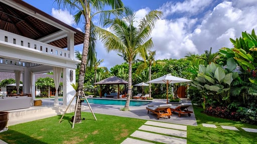 Villa Tjitrap Garden