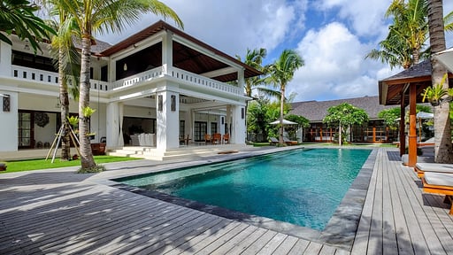 Villa Tjitrap Swimming pool