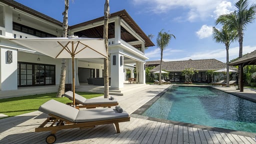 Villa Tjitrap Swimming pool